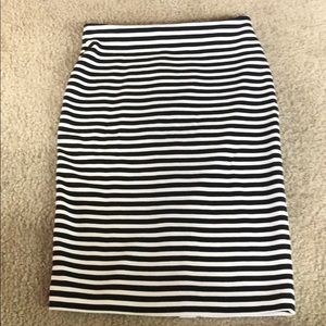 Semi casual professional skirt